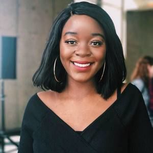 Meet your Posher, Zita